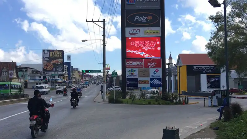Street Advertise Screens