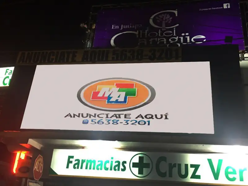 Street Advertise Screens