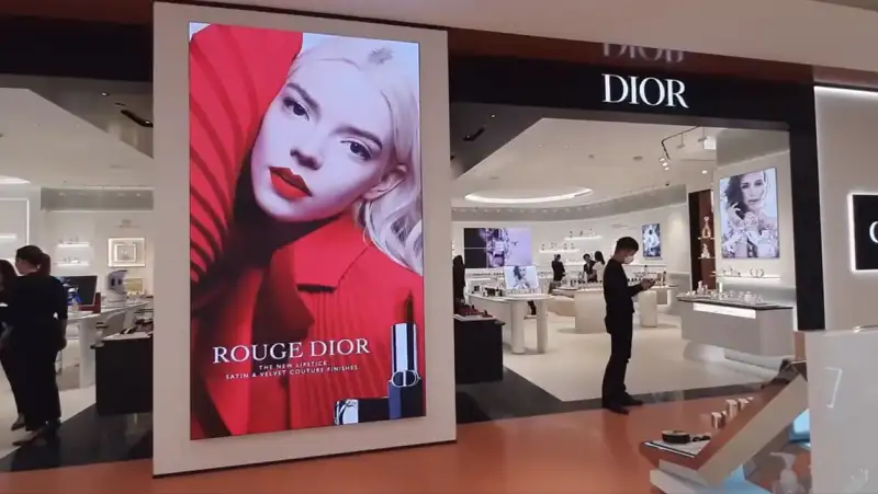 LMini1.2 COB, Dior Retail Store, Thailand