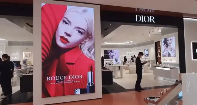 LMini1.2 COB, Dior Retail Store, Thailand