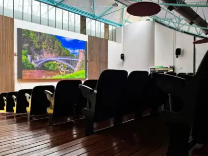 LC2.5 GOB, Dining Hall TV Room for University, South Africa