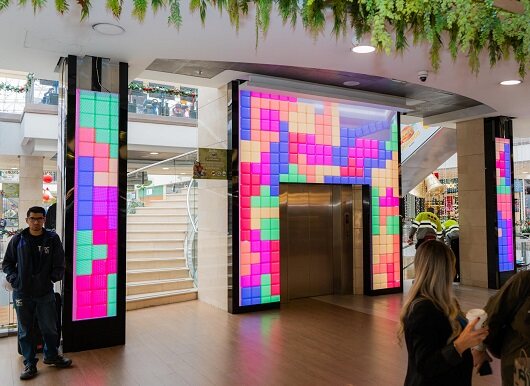 LED Elevator Facade in Santafe Mall Bogota